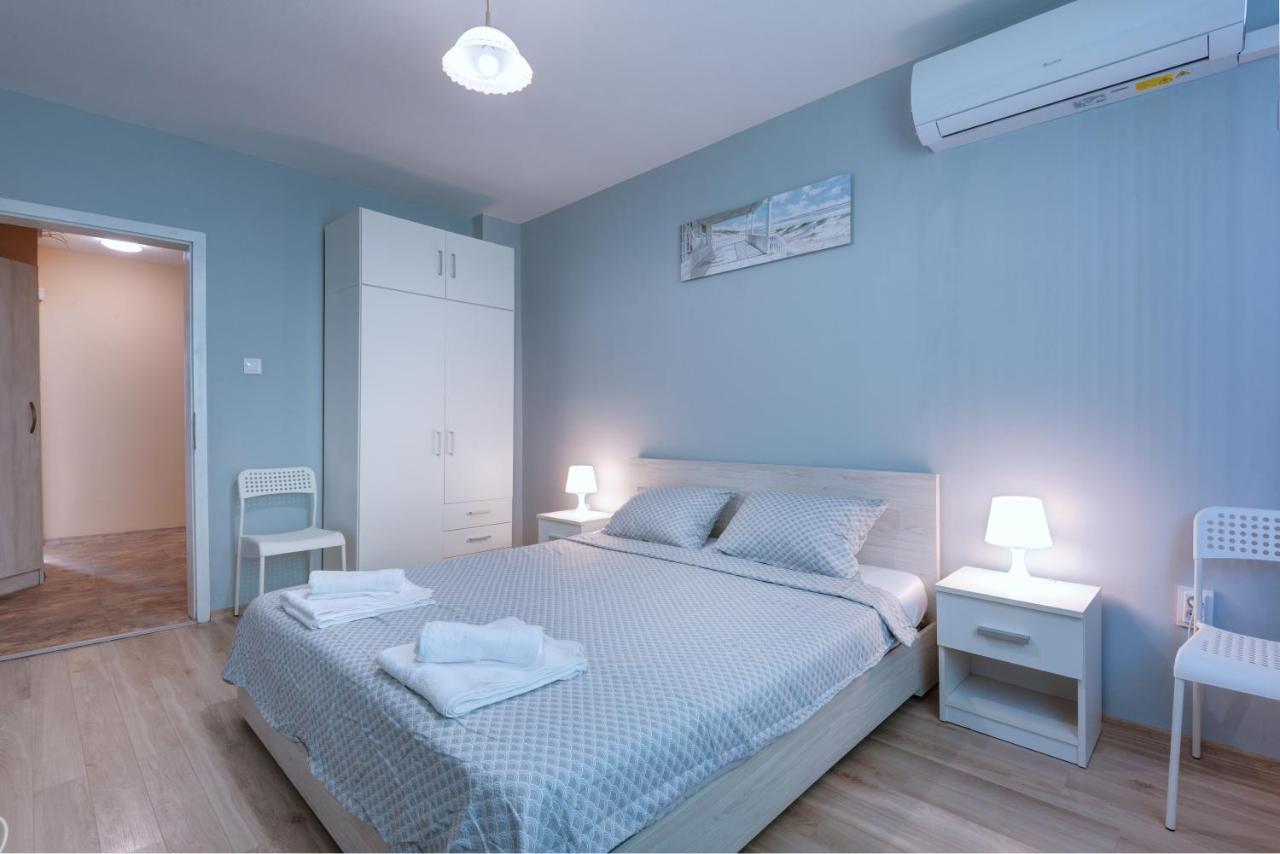 Daisy - 3 Room And Kitchen Apartment In Lazur Burgas City Exterior foto